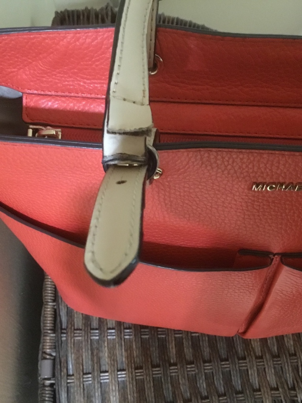 Michael Kors Jet Set Travel Medium Double Pockets Sides Tote (Vegan Leather) - Picture 5 of 16